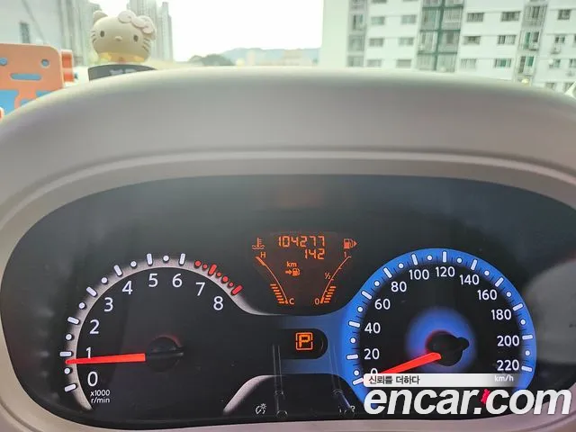 Nissan Cube 2013 thumb 8