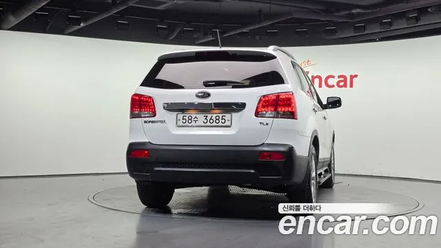 Kia Sorento 2011 thumb 3