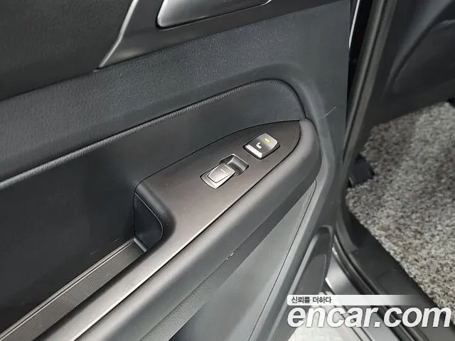 KGM Rexton 2022 thumb 12