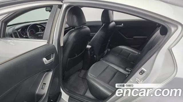 Kia K3 2014 thumb 3
