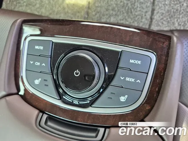 Hyundai Grandeur 2013 thumb 2