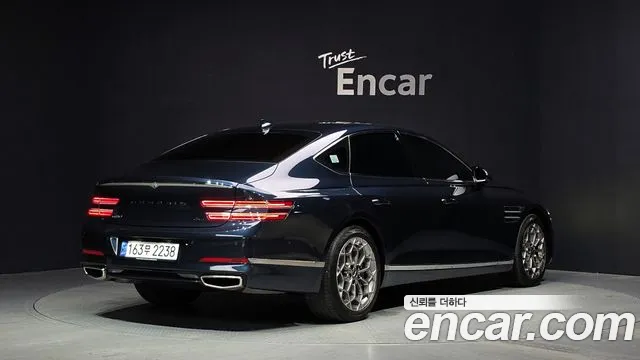 Genesis G80 2022 thumb 4