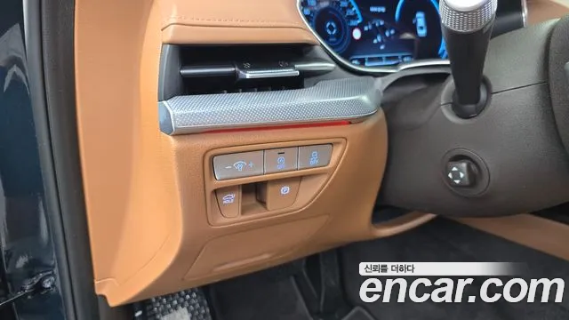 Genesis G80 2022 thumb 6