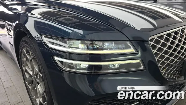 Genesis G80 2022 thumb 11