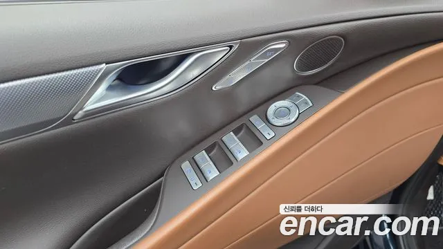 Genesis G80 2022 thumb 7