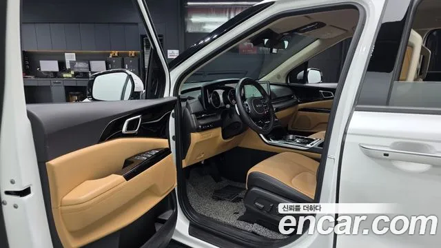 Kia Carnival 2023 thumb 7