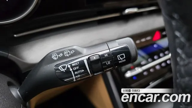Kia Carnival 2023 thumb 3