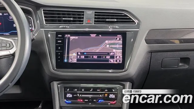 Volkswagen Tiguan 2021 thumb 8