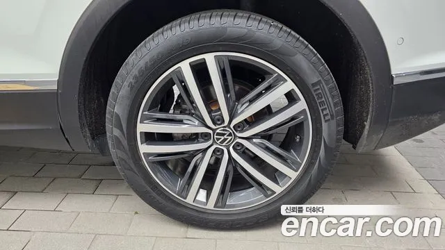 Volkswagen Tiguan 2021 thumb 6