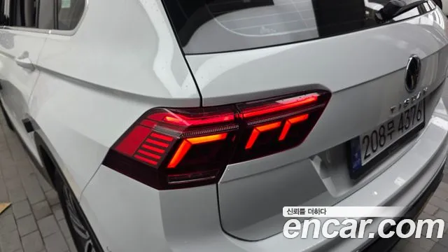 Volkswagen Tiguan 2021 thumb 12