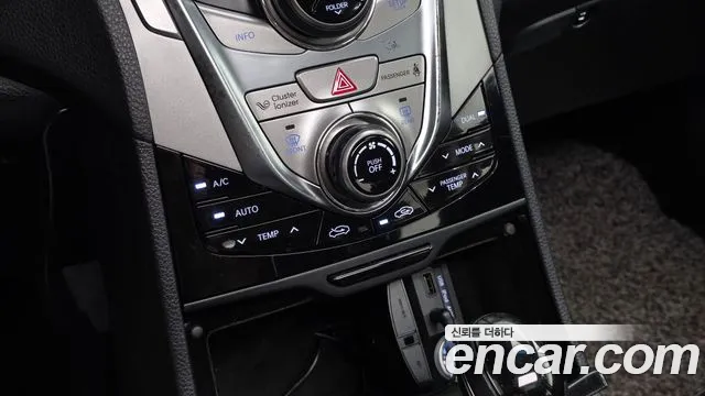 Hyundai Grandeur 2012 thumb 3