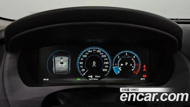 Jaguar F-Pace 2018 thumb 10