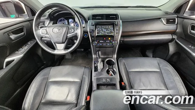Toyota Camry 2015 thumb 8