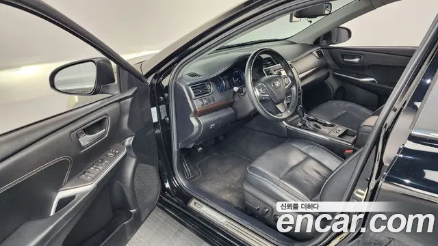 Toyota Camry 2015 thumb 7