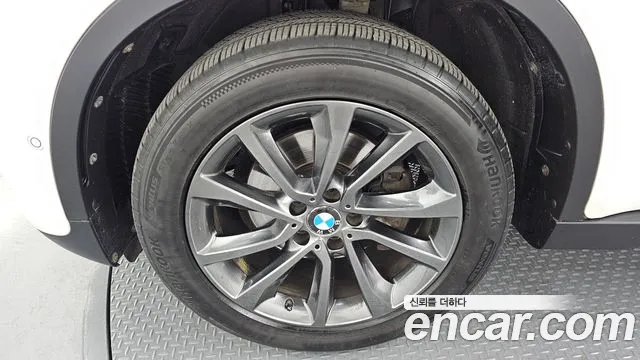 BMW X6 2016 thumb 2