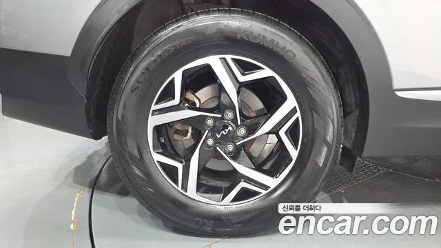 Kia Sportage 2022 thumb 4