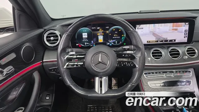 Mercedes-Benz E-Class 2020 thumb 2