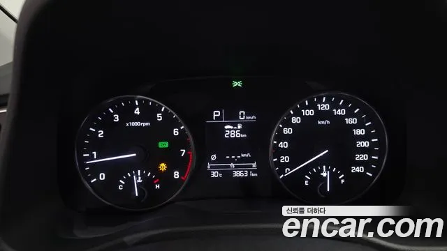 Hyundai AD 2016 thumb 7