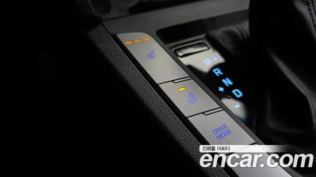Hyundai AD 2016 thumb 6