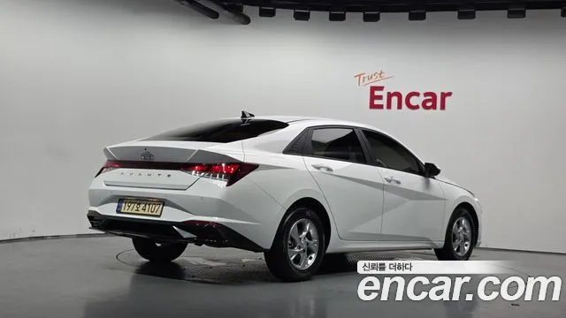 Hyundai Elantra 2022 thumb 10