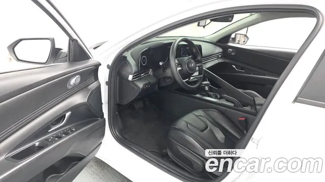 Hyundai Elantra 2022 thumb 11