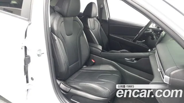 Hyundai Elantra 2022 thumb 3