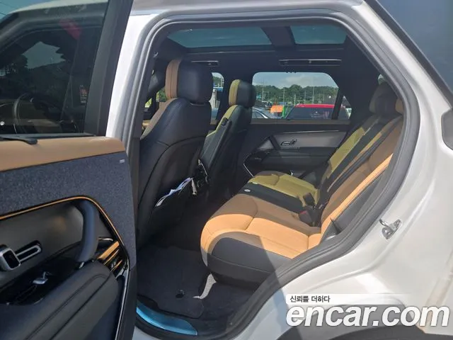 Land Rover Range Rover Sport 2023 thumb 11