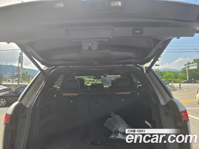 Land Rover Range Rover Sport 2023 thumb 12
