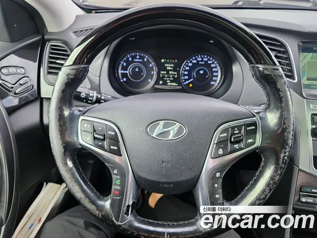 Hyundai Grandeur 2015 thumb 12