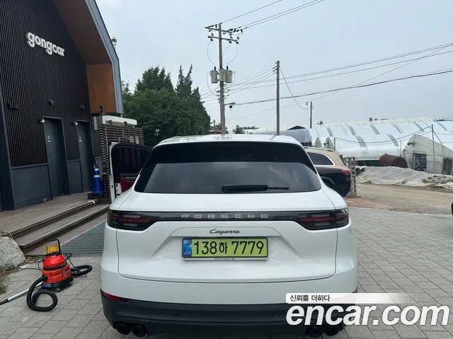 Porsche Cayenne 2023 thumb 11
