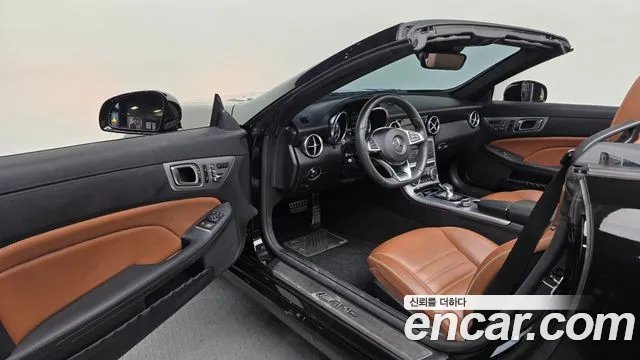 Mercedes-Benz SLC-Класс 2017 thumb 3