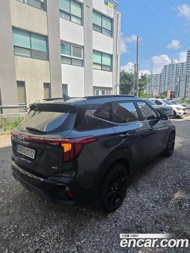 Kia Seltos 2023 thumb 2