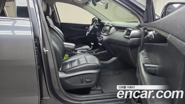 Kia Sorento 2018 thumb 8