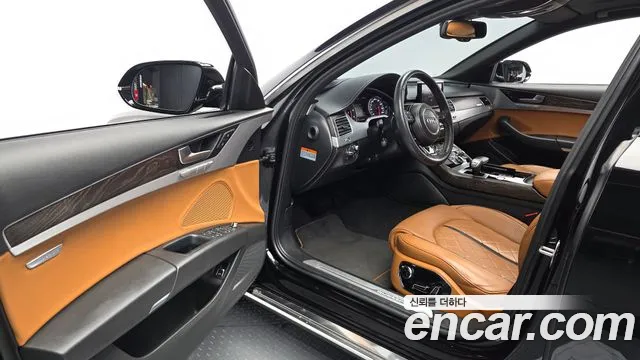 Audi A8 2016 thumb 7