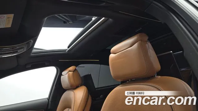 Audi A8 2016 thumb 4