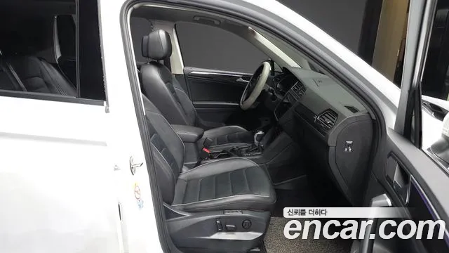 Volkswagen Tiguan 2022 thumb 8