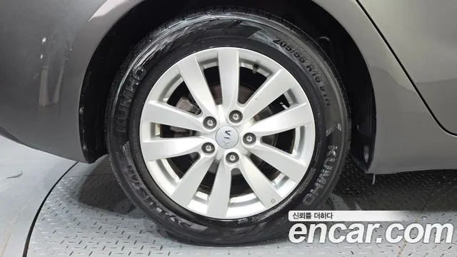 Kia K3 2013 thumb 9