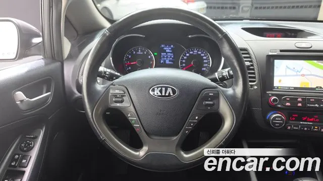 Kia K3 2013 thumb 4