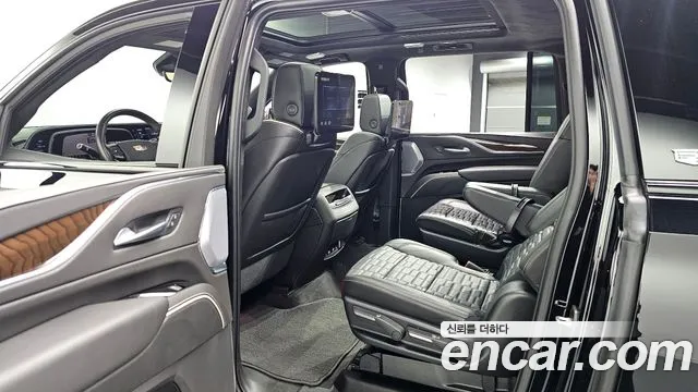 Cadillac Escalade 2023 thumb 8