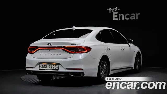 Hyundai Grandeur 2017 thumb 9