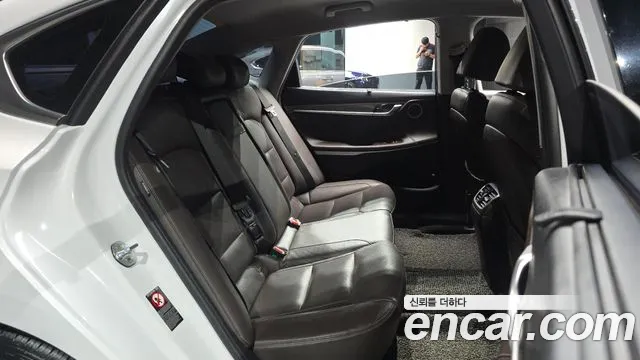 Hyundai Grandeur 2017 thumb 7