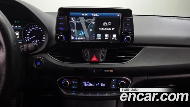 Hyundai i30 2019 thumb 12
