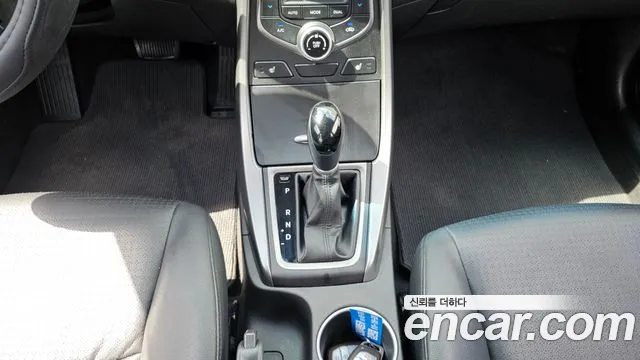 Hyundai Elantra 2014 thumb 10