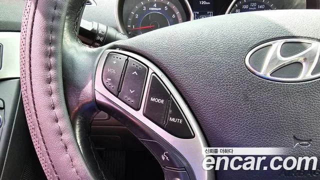 Hyundai Elantra 2014 thumb 6