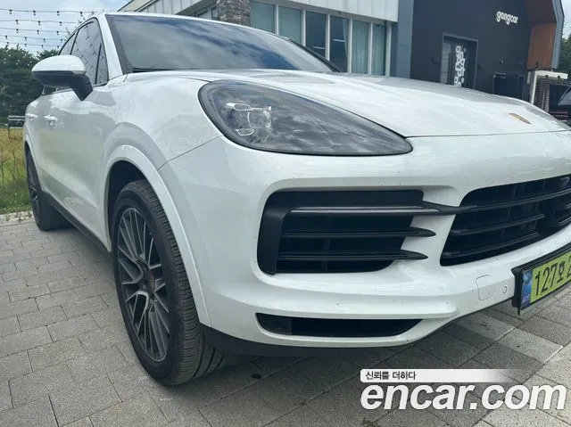 Porsche Cayenne 2023 thumb 10