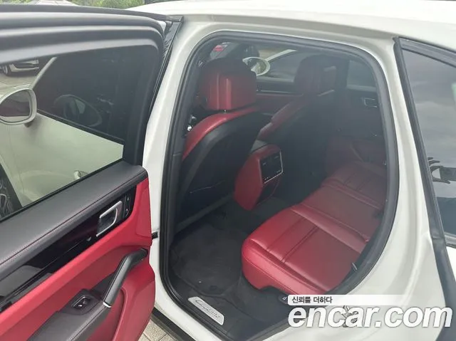 Porsche Cayenne 2023 thumb 11