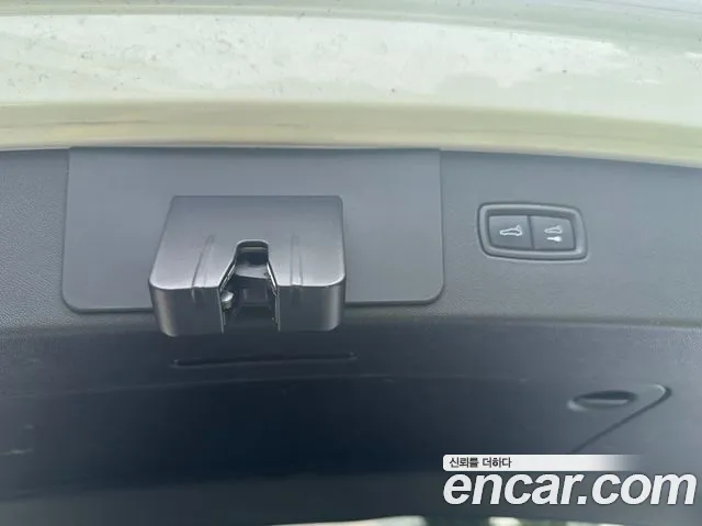 Porsche Cayenne 2023 thumb 7
