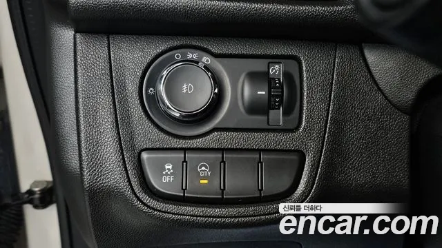 Chevrolet Spark 2017 thumb 6