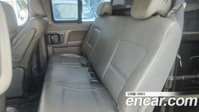 Hyundai Staria 2017 thumb 10