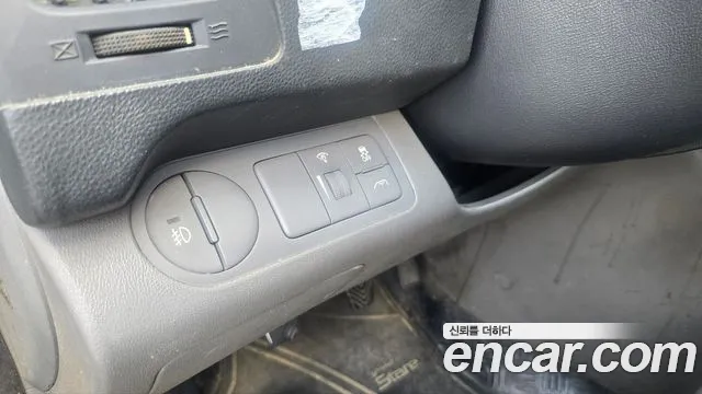 Hyundai Staria 2017 thumb 7